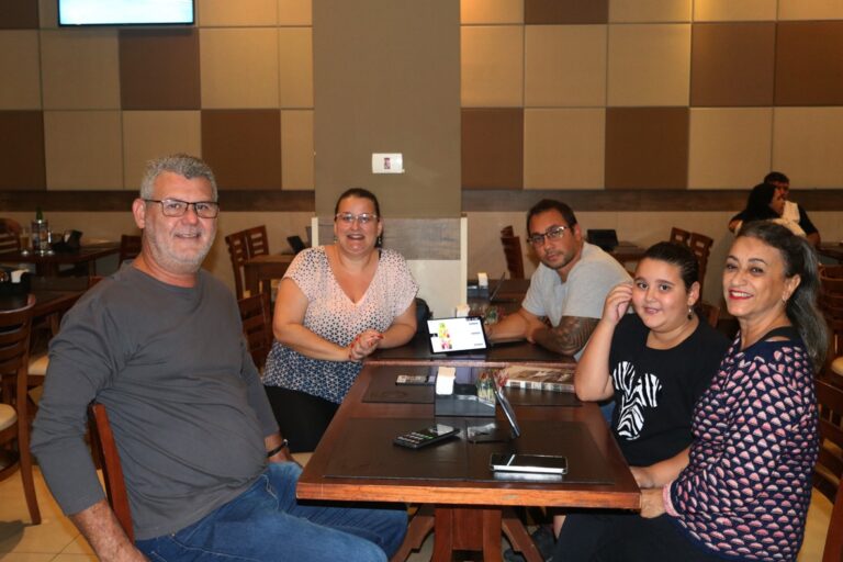 Leia mais sobre o artigo A SEMANA NO RESTAURANTE SCALLET – 26/04/2025