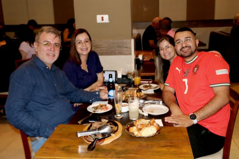 Leia mais sobre o artigo A SEMANA NO RESTAURANTE SCALLET – 08/10/2025